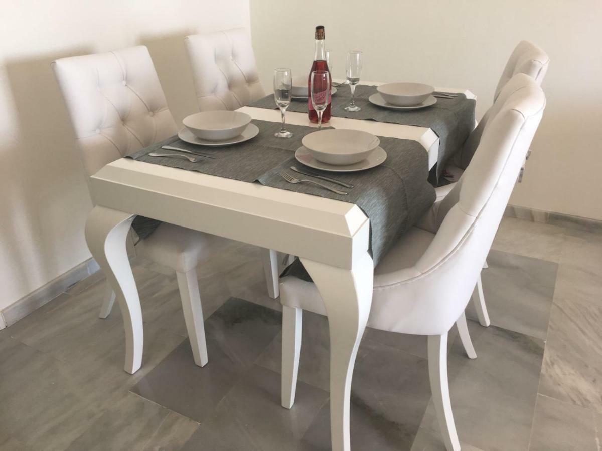 Mi Capricho A16 Beachfront Apartment Sitio de Calahonda Exterior photo