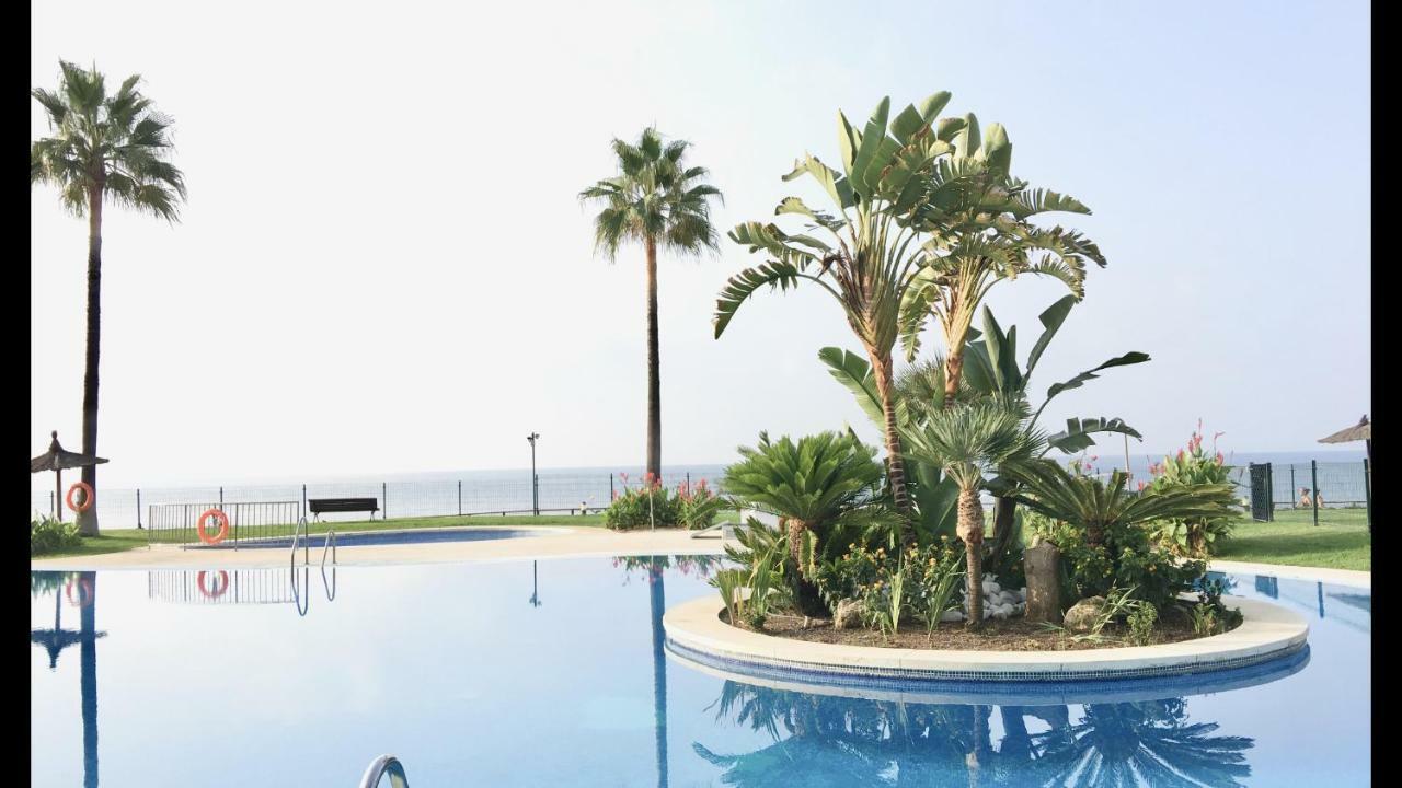 Mi Capricho A16 Beachfront Apartment Sitio de Calahonda Exterior photo