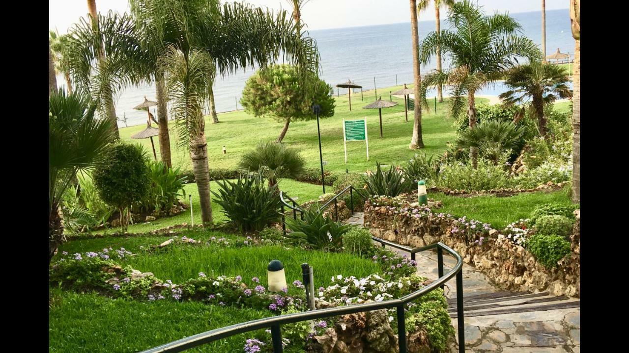 Mi Capricho A16 Beachfront Apartment Sitio de Calahonda Exterior photo